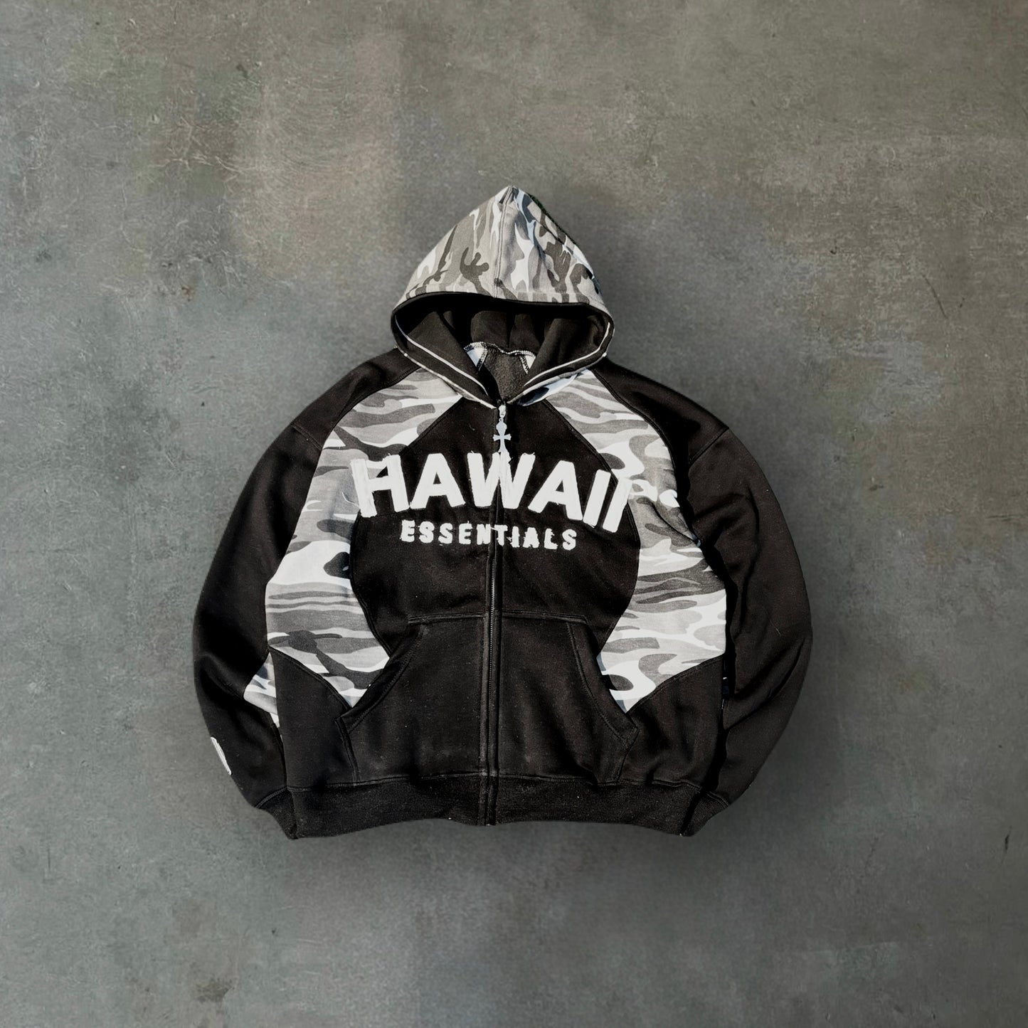 Hawaii Essentials Hoodie - Black Snow Camo Zip